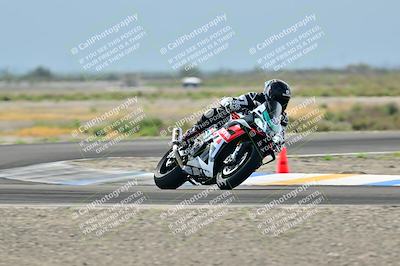 media/Apr-18-2025-TrackDaz (Fri) [[45f5874c44]]/B Group/Session 2 (Turn 7)/